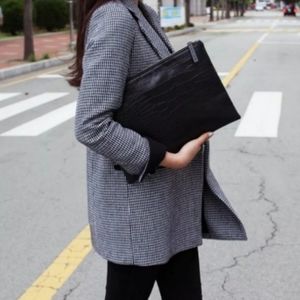 EVEVELOPE gorg croc vegan leather